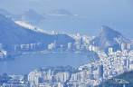 A Lagoa Rodrigo de Freitas, Leblon, Ipanema e Copacabana vistos do alto da Pedra da Gavea, no Rio de Janeiro